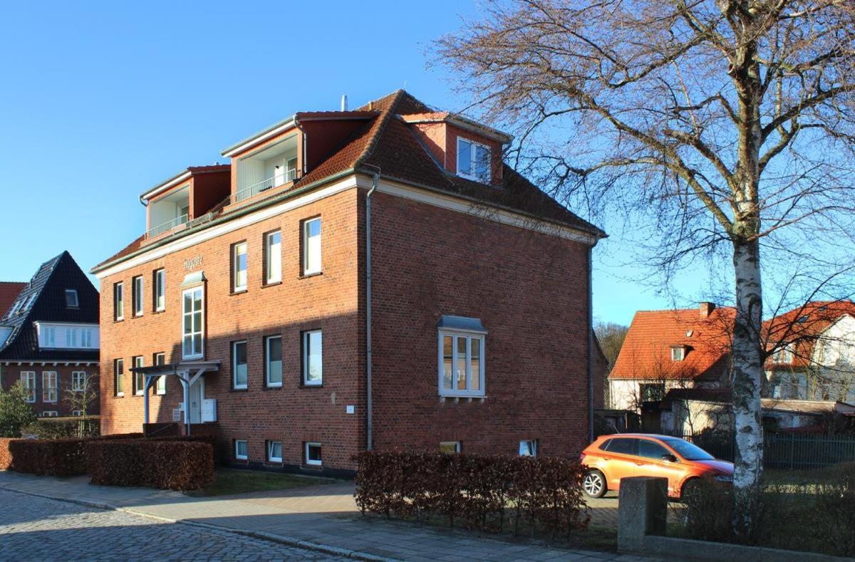 Ferienwohnung Haus Auguste, Kormoran Rostock Exterior foto